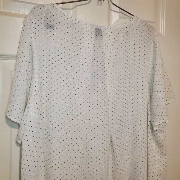 Premise White Polka Dot Blouse 1X - Picture 6 of 7